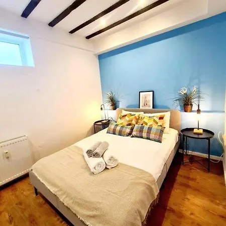 New 2 Bedrooms Luxury Flat - 19